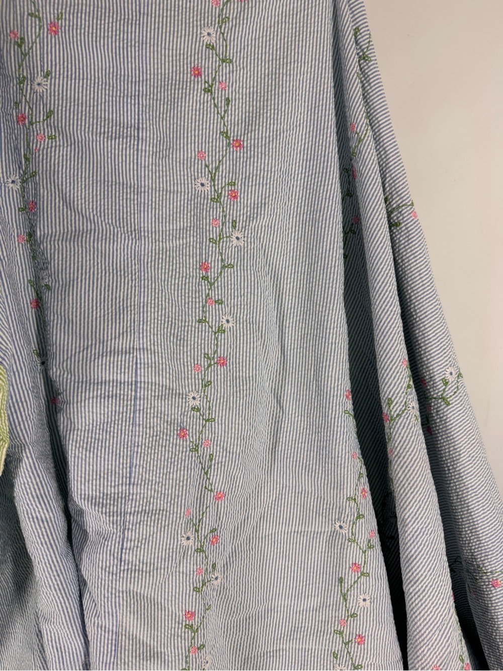 Pottery Barn Kids Seersucker and embroidery full/queen duvet cover - Picture 3 of 6